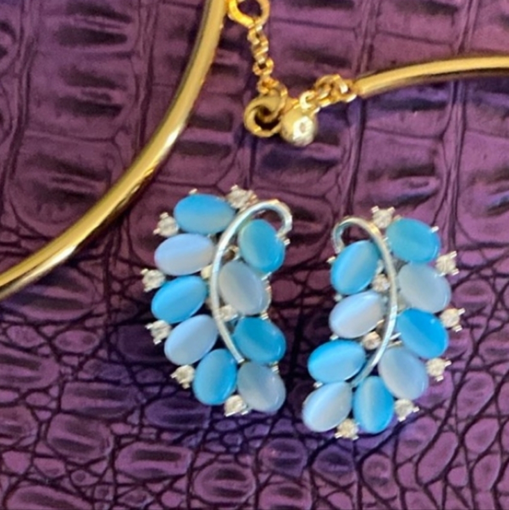 LISNER RARE VINTAGE THERMO & RHINESTONE BLUE CRAWLERS